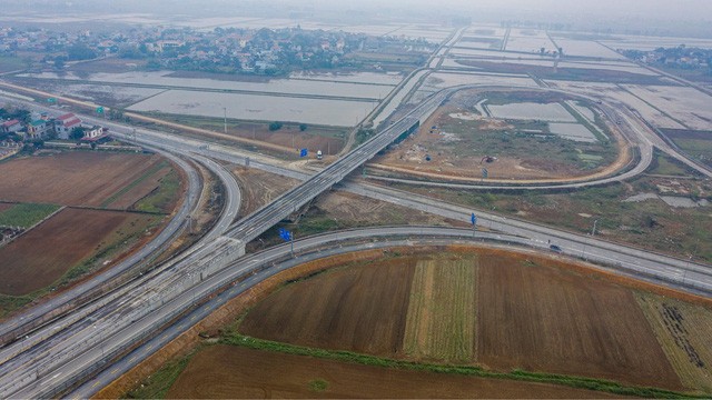 Cao tốc Bắc-Nam đoạn Cao Bồ-Mai Sơn sẽ được thông xe từ chiều 28/1 để phục vụ người dân đi lại dịp Tết Nguyên đán. Ảnh: Bộ GTVT