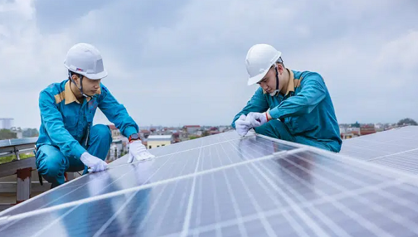  Năng lượng tái tạo là một trong những ngành nghề tiềm năng mà Việt Nam và Ấn Độ có thể đẩy mạnh hợp tác.