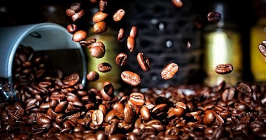 Giá cà phê và hồ tiêu ngày 16/3: Cà phê tăng nhẹ, hồ tiêu chững lại