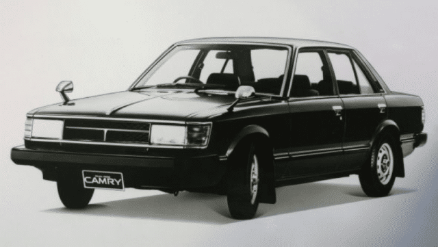 Sau 43 năm Toyota chính thức khai tử huyền thoại Camry tại Nhật Bản
