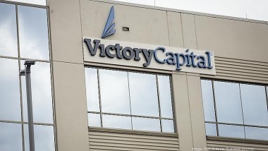 Victory Capital tìm cách thoát án hủy niêm yết, cổ phiếu PTL liên tiếp &quot;lau sàn&quot;