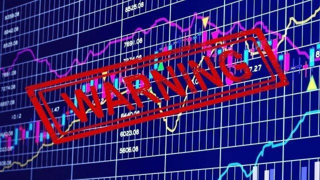HNX đưa 5 cổ phiếu thuộc diện bị cảnh báo từ hôm nay (24/4)