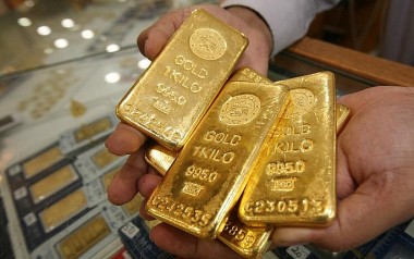 Giá vàng và tỷ giá ngoại tệ ngày 10/5: Thị trường vàng tiếp tục giảm, USD tăng nhẹ