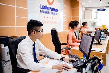 lienvietpostbank chinh thuc doi ten thanh lpbank