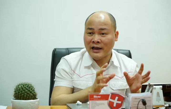 CEO Bkav Nguyễn Tử Quảng được khuyên “đi học lại về dịch tễ”.