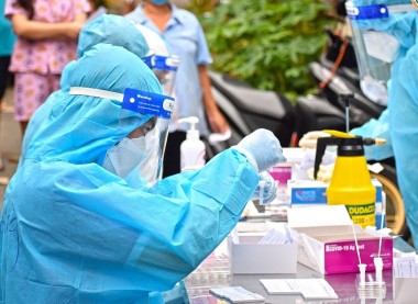 Sở Y tế Hà Nội, TP HCM báo cáo việc thu phí xét nghiệm COVID-19 trước ngày 18/10