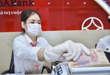 SeABank lãi 'khủng' nhờ hoạt động dịch vụ, kinh doanh chứng khoán