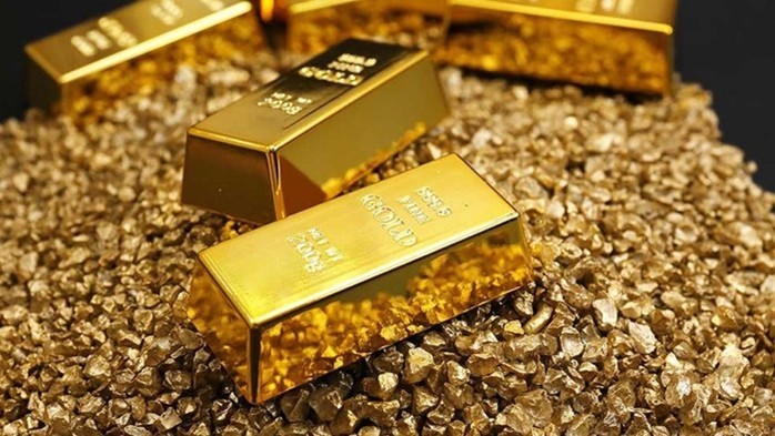  Giá vàng thế giới quy đổi sang VND (đã tính thuế, phí gia công) chênh lệch giữa giá vàng SJC trong nước vào khoảng hơn 8,3 triệu đồng/lượng.
