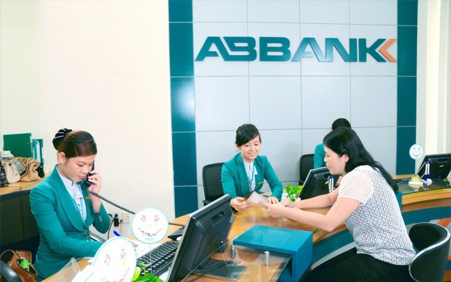 ABBank: Có vội vã khi chào bán hơn 114 triệu cổ phiếu cho cổ đông hiện hữu khi nợ xấu tăng 46%?