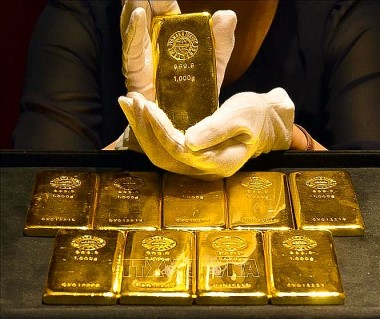 Giá vàng và tỷ giá ngoại tệ hôm nay 4/10: Giá vàng ở mức 66 triệu đồng/lượng