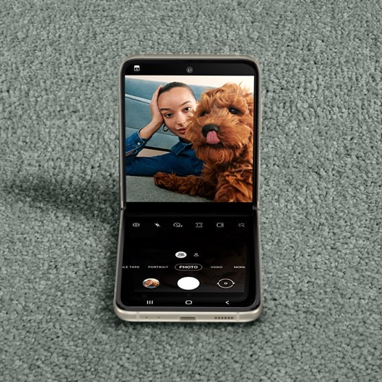 Galaxy Z Flip3 sản phẩm smartphone sáng tạo nhất năm 2021
