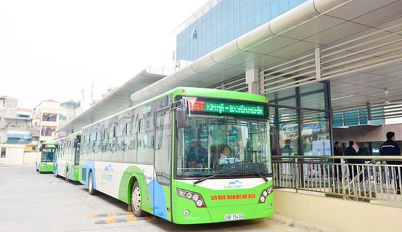Đến năm 2030, Hà Nội sẽ có thêm 14 làn đường ưu tiên cho xe buýt - Ảnh: kienthuc.net.vn