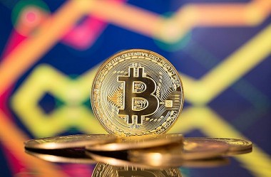 Chứng khoán Mỹ giảm sốc, Bitcoin tăng nhẹ