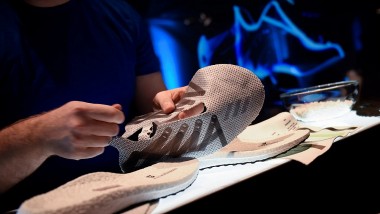 Adidas đóng cửa nhà máy ở Đức chuyển về Việt Nam vì một lý do bất ngờ