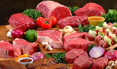 Giá thực phẩm ngày 15/12: Thịt lợn, lúa gạo giảm nhẹ, rau củ quả giữ đà tăng