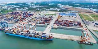 Tổng Công ty Hàng hải Việt Nam đề xuất hình thành một ”cảng mở” để thực hiện vận chuyển và quản lý hàng hóa giữa các cảng hiện hữu tại khu vực Cái Mép-Thị Vải. 