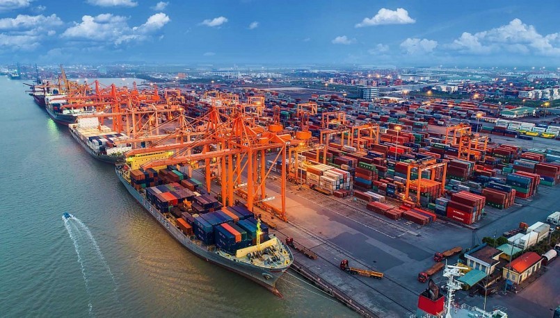 Năm 2021 xuất khẩu hàng hóa qua cảng biển tăng 4% so với năm 2020