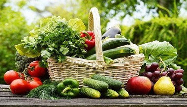 Giá thực phẩm ngày 30/12: Giá cả một số loại trái cây có xu hướng tăng cuối năm
