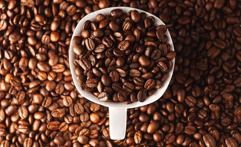 Giá cà phê và hồ tiêu hôm nay 10/11: Giá cà phê Tây Nguyên tiếp tục giảm 200 đồng/kg, thị trường tiêu đi ngang