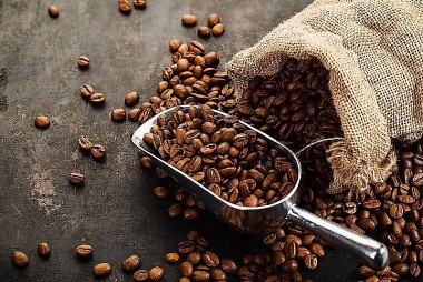 Giá cà phê và hồ tiêu hôm nay 29/11: Giá cà phê trong nước đi ngang, giá tiêu tăng mạnh 1.000 đồng/kg