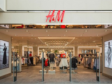H&M sa thải hơn 1.500 nhân viên