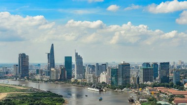 ADB nâng dự báo tăng trưởng kinh tế Việt Nam lên mức 7,5%