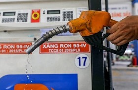 Giá xăng dầu hôm nay 16/9: Tăng mạnh, Brent vượt ngưỡng 75 USD/thùng