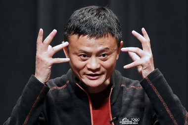 Tỷ phú Jack Ma và đế chế thương mại điện tử lớn nhất Trung Quốc Alibaba