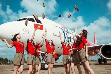 Vietjet (VJC) lãi 387 tỷ đồng trong 6 tháng đầu năm