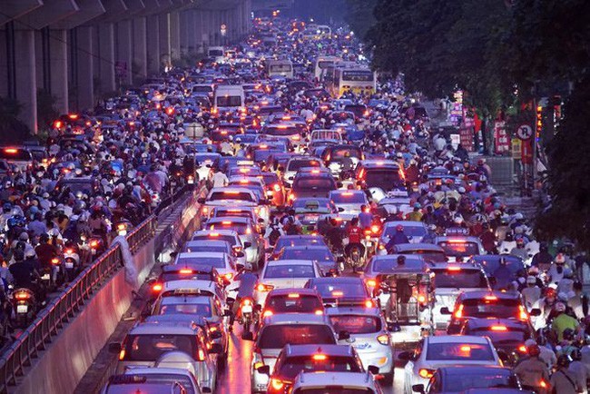 Trước đó, đường Nguyễn Trãi thường xuyên tắc đường, nhất là vào giờ tan tầm cao điểm.