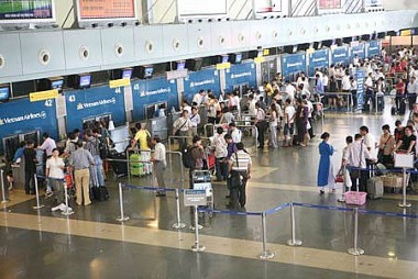 Vietnam Airlines, Jetstar Pacific bị thu hồi loạt slot tại Nội Bài và Tân Sơn Nhất