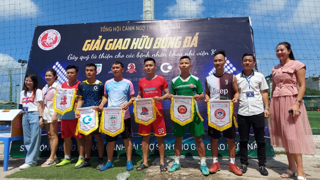 FC đồng hương Yên Bái giành ngôi Á quân tại giải đấu gây quỹ từ thiện