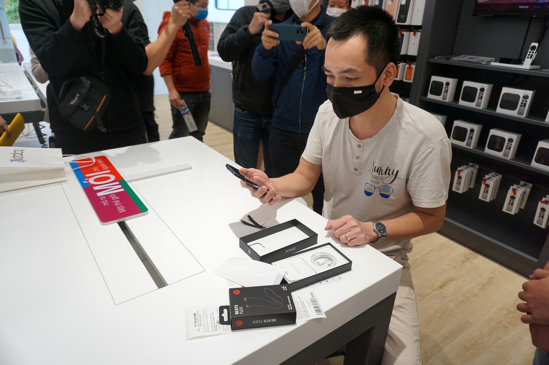 Việt Nam có thêm cửa hàng đồ Apple, mở bán iPhone 13 series từ đêm 22/10