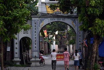 Hà Nội: Phong toả hơn 9.300 người dân tại xã Thụy Hương