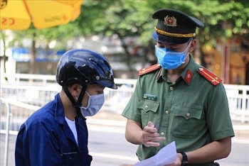Hà Nội sẽ không kiểm tra giấy đi đường của 19 quận, huyện vùng xanh