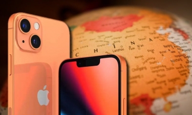 Việc Mỹ trừng phạt Huawei giúp Apple cùng iPhone 13 đứng số 1 Trung Quốc 6 tuần liền
