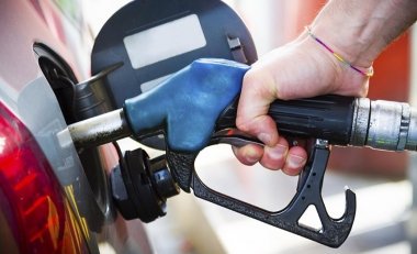 Giá xăng, dầu tăng mạnh trước Tết Nguyên đán 2022