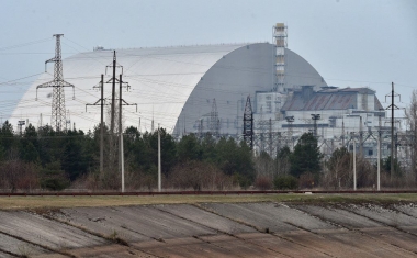 Nhà máy điện hạt nhân Chernobyl và đảo Zmiinyi của Ukraine rơi vào tay Nga