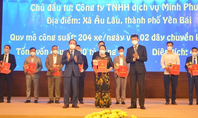 Yên Bái: Trao quyết định đầu tư cho 9 dự án với số vốn gần 1.500 tỉ đồng