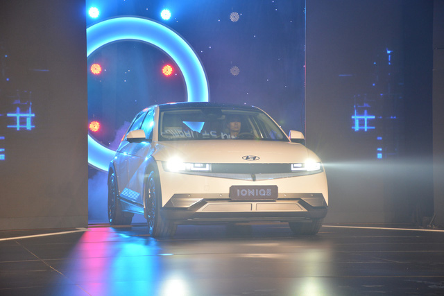 Hyundai Ioniq 5 ra mắt tại Việt Nam, thách thức không nhỏ đối với Kia và VinFast