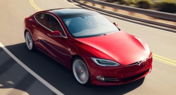 Xe Tesla tăng giá vì gián đoạn chuỗi cung ứng
