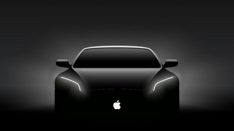 XiaoIang Zhang đã bị cáo buộc về tội ăn cắp các bí mật công nghệ, bí mật thương mại về dự án xe hơi tự hành của Apple - Apple Car để đem về Trung Quốc cho một startup về xe điện GuangZhou Xiaopeng Motors Technology, hay còn được gọi là Xpeng. XiaoIang Zhang làm việc cho dự án Apple Car từ năm 2015 đến 2018.