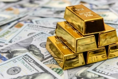 Giá vàng và ngoại tệ ngày 5/10: Vàng tăng mạnh, USD lao dốc