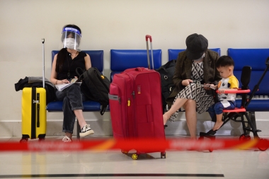 Đà Nẵng từ chối chuyến bay chở khách từ TP HCM, khách mòn mỏi chờ ở sân bay